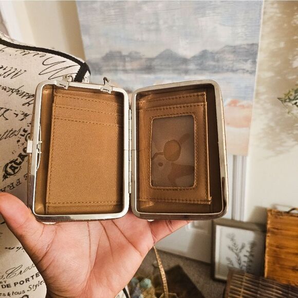 Y2K Faux Leather Blinged Out Detail Rectangular Compact Mini Purse. - Picture 10 of 15